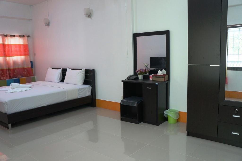 Noble House 2 Chiangmai Hotel Chiang Mai Room photo