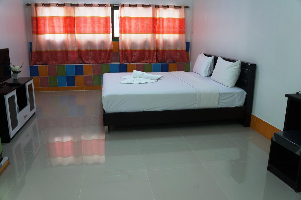 Noble House 2 Chiangmai Hotel Chiang Mai Room photo